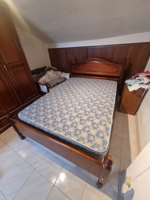 Vendo cama casal Mongo 1,40*1,90