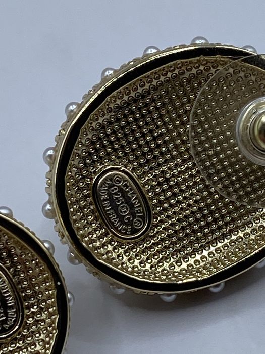 Chanel сережки оригінал з перлиною