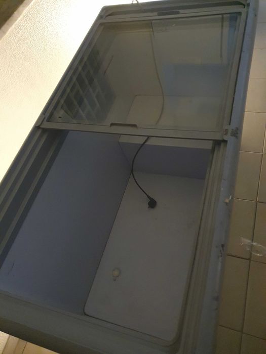 Arca de congelação horizontal