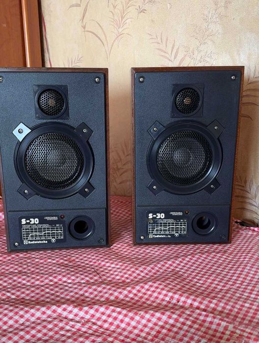 Radiotehnika S-30 — отличная советская акустика, полностью рабочая