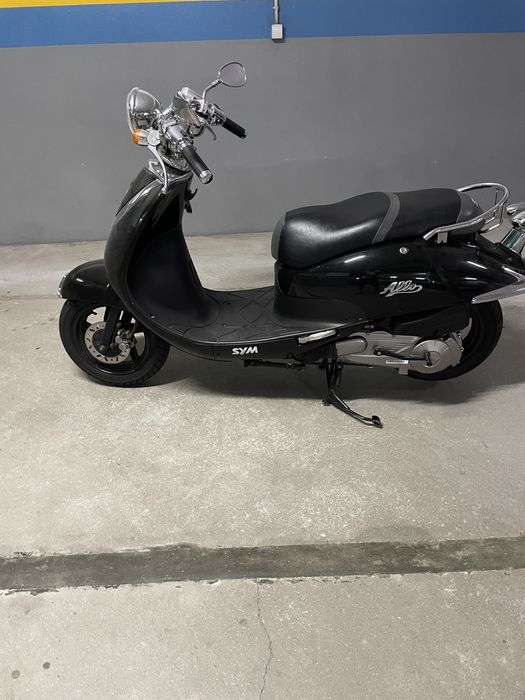 Sym allo 125 vespa
