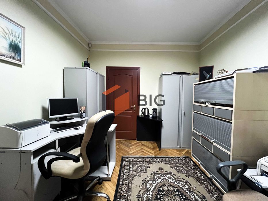 Продаж комерційного приміщення! Центр міста! вул. Лесі Українки