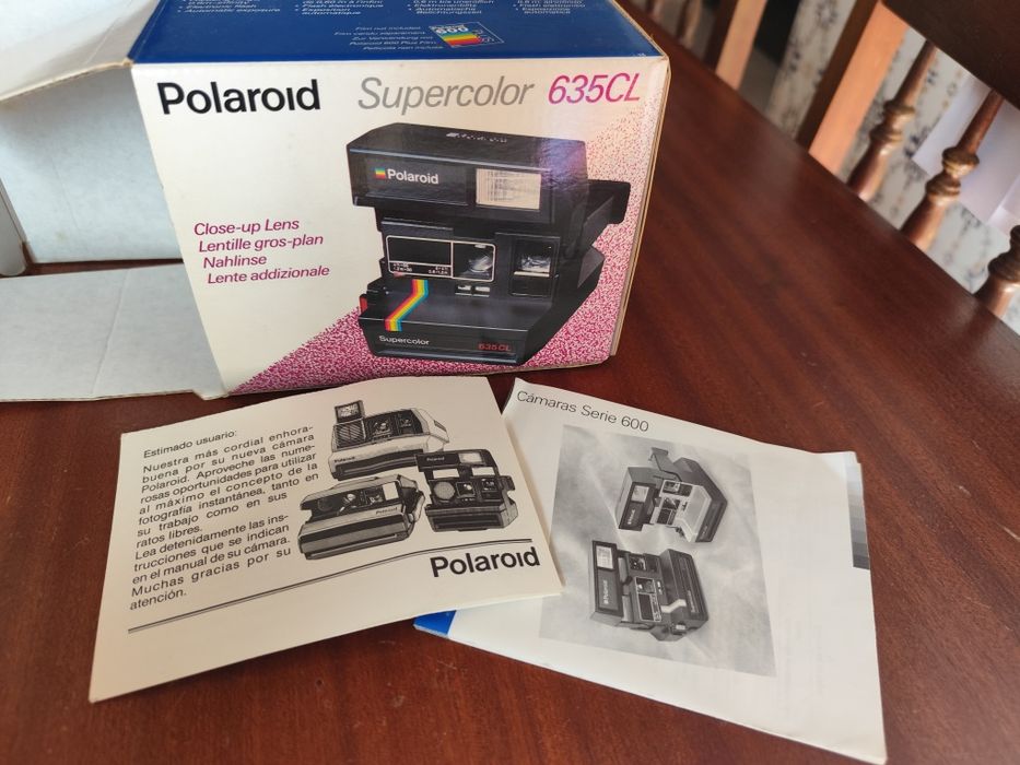 Máquina Fotográfica Polaroid Supercolor 635CL + Caixa e Manuais (Estado Impecável)