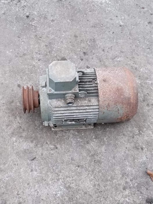 Продам електродвигун СССР