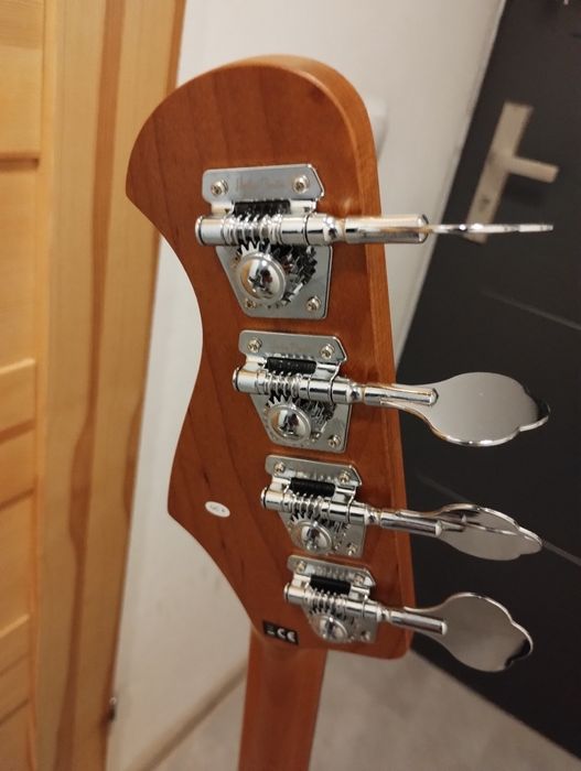 Gitara basowa Harley Benton JB 62 jazz bass bas elektryczna precision