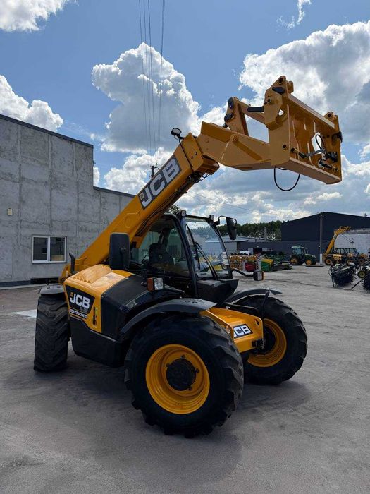 Продам навантажувач JCB 536-70 Agri super