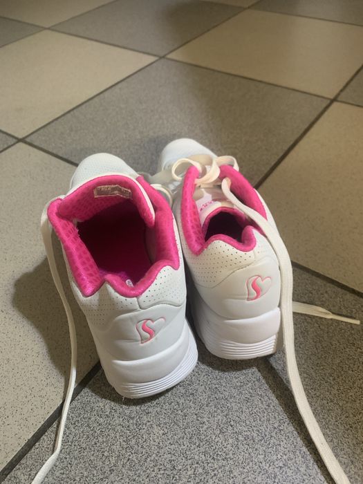 Skechers Uno Lite