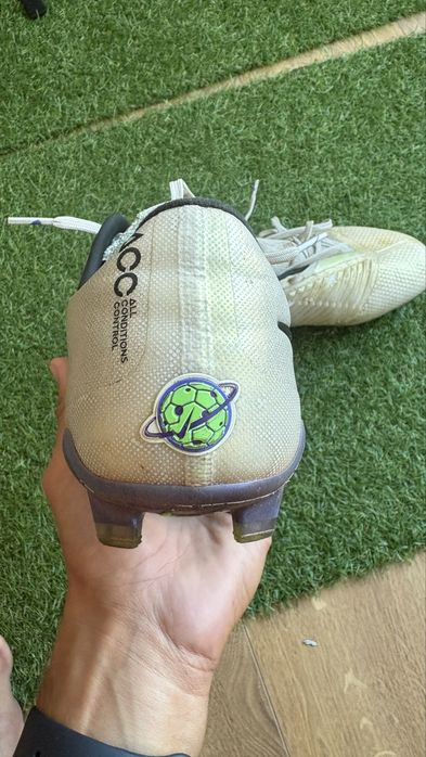 Nike Phantom Venom Elite FG