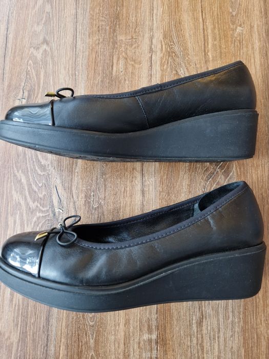 Czarne czółenka na platformie Ryłko RELAX, r. 40