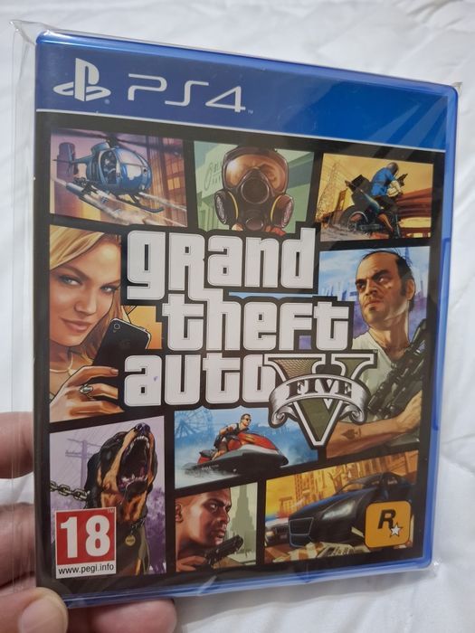 игра Sony PS 4  GTA 5 новая в плёнке