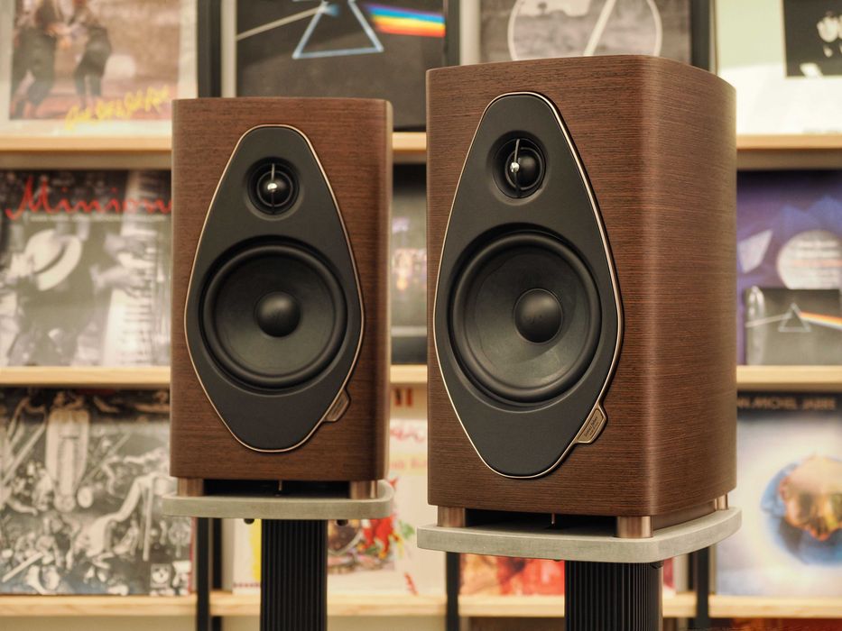 Sonus Faber Sonetto II G2 kolumny podstawkowe para nowe 8 lat gw