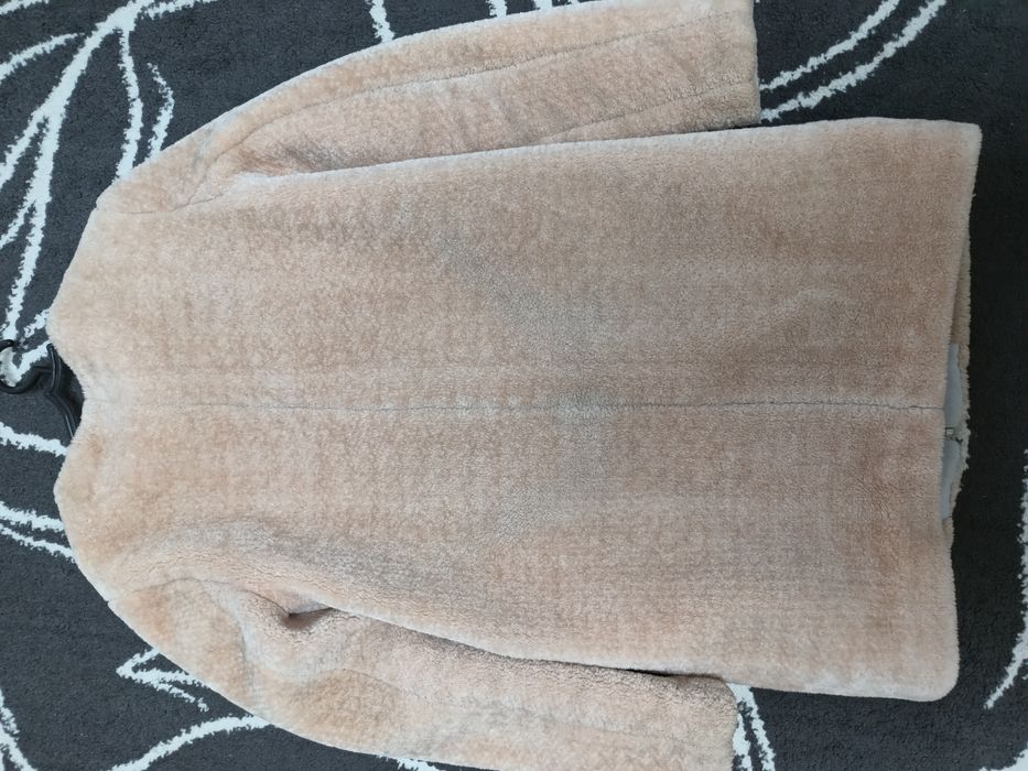 Шубка плюшка,тепленька