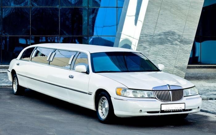 Прокат лимузинов в Кривом Роге. Крайслер 300С VERSACE