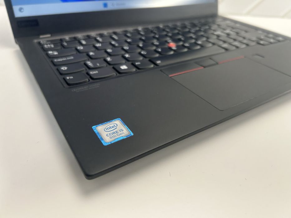 Świetny Laptop Lenovo x1 Carbon  i5-8gen 8 GB / 256 GB SSD