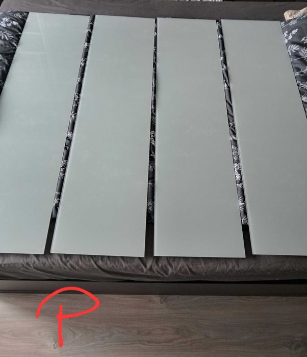 Panele szklane Ikea Besta