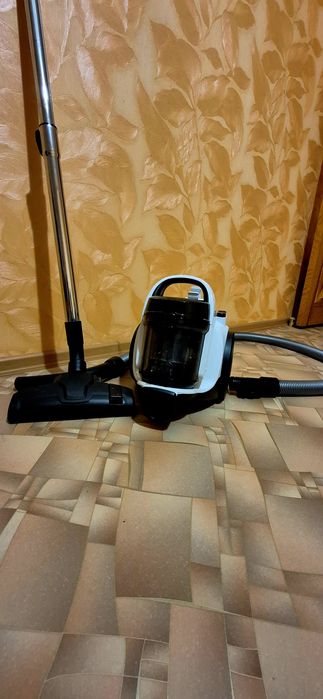Пылесос Bosch BGS05A225