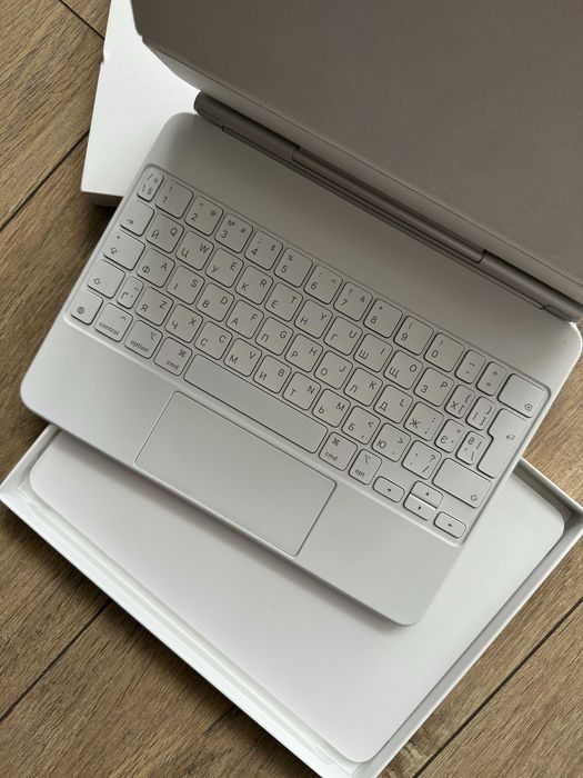 UA Чохол-клавіатура Apple Magic Keyboard для iPad Pro/Air 11