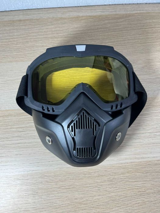 Máscaras de Motard com Óculos – Novas | Várias Cores | 7,50€ cada64298622797058124