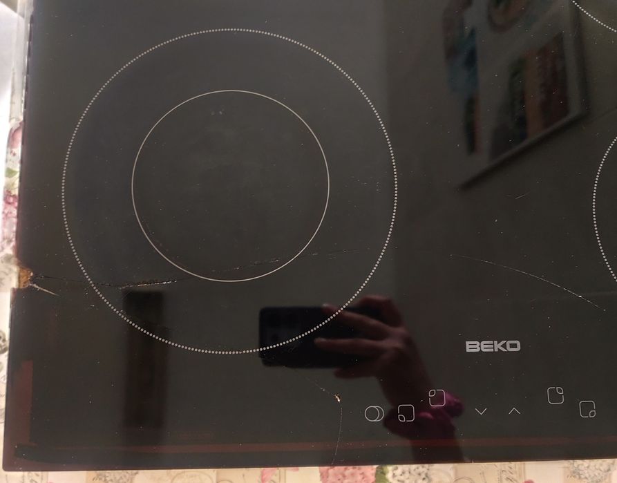 Placa vitrocerâmica Beko partida