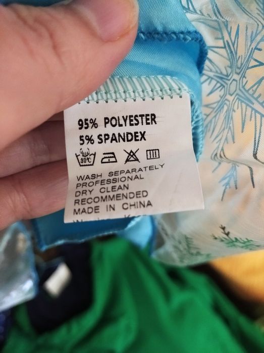 Vestido novo de princesa tamanho 4 anos