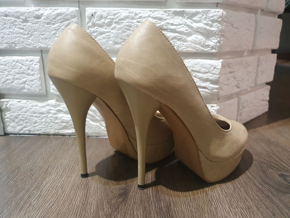 Szpilki 37 Nude Beż