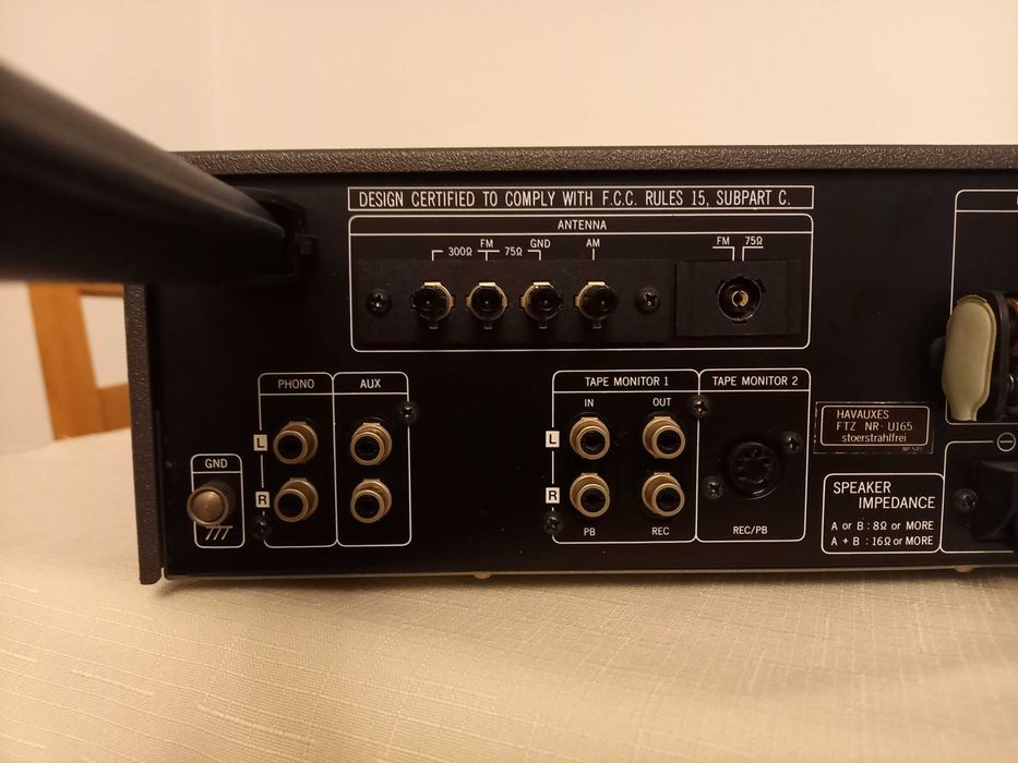 Amplituner ROTEL RX-1010