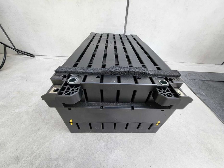 Модуль Renault Zoe NMC 24V 73Ah 2.16kWh 8S Battery Module 295B99236R