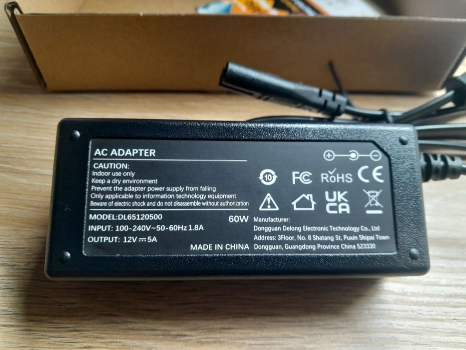 Zasilacz adapter ładowarki 60w 5a 12v