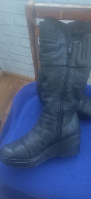 Кожаные зимние сапожки