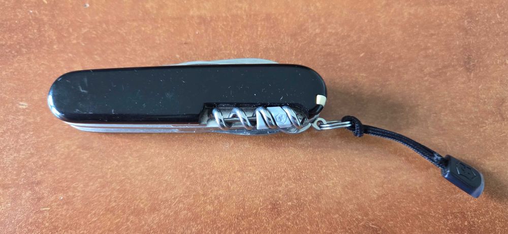 Victorinox Huntsman