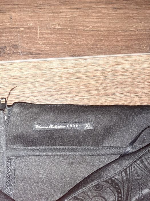 Czarna spódniczka Carry XL