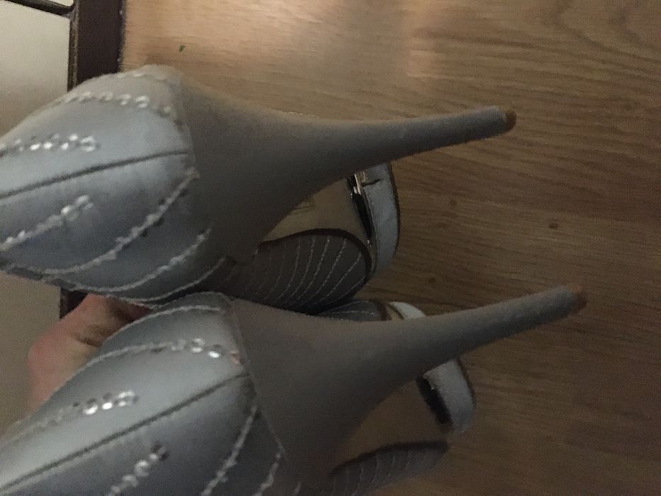 Farasion szpilki buty damskie srebrne 38