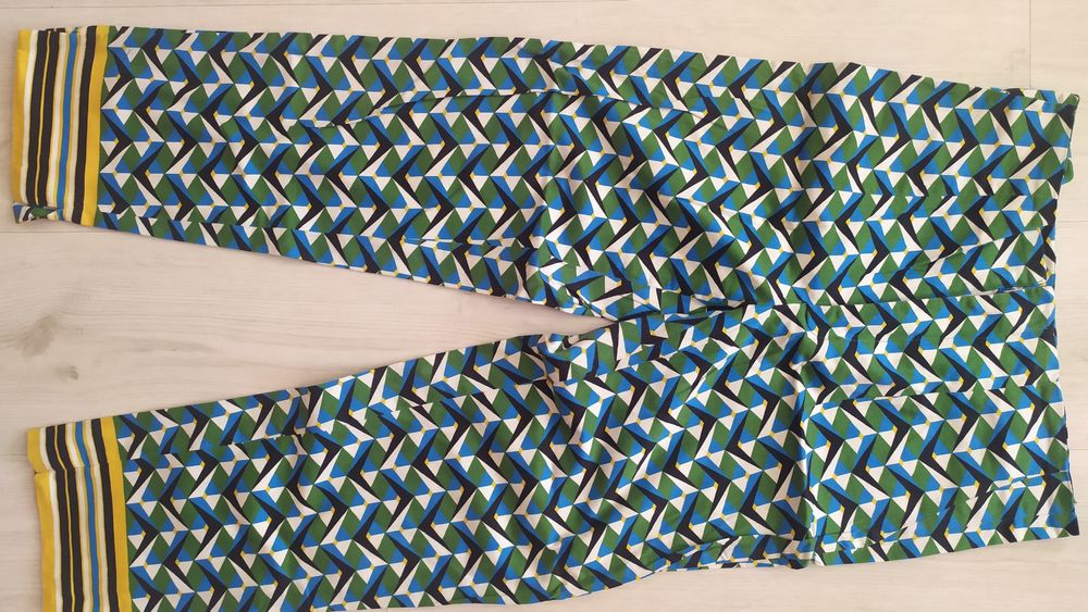 Zara damskie spodnie rozmiar 38 zielone niebieskie geometryczne wzory