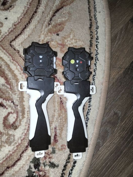 Бейблейд іграшкі