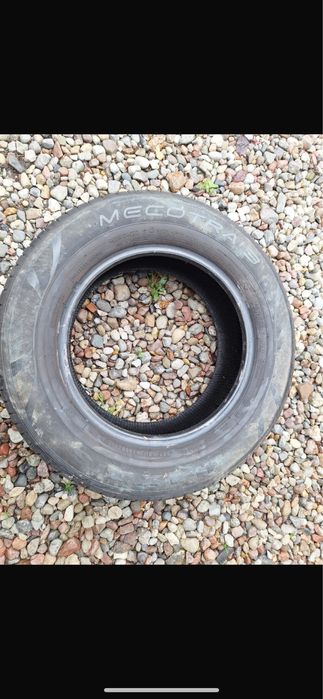 Opony mecotra 3 w świetnym stanie