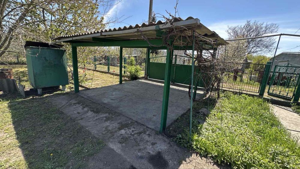 Продам 2-эт. Дачу Верхнеднепровск СНТ РАДУГА