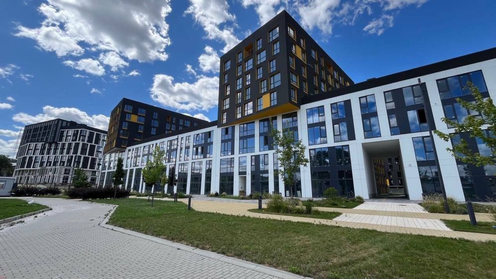 Оренда фасадного приміщення у ЖК  Підзамче Вежа