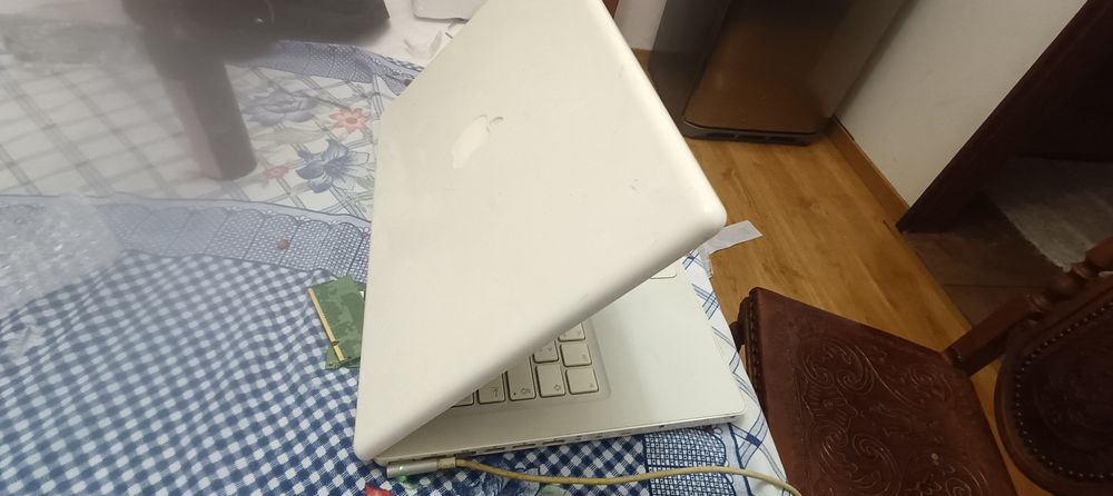 MacBook 13” SSD 120GB | Rápido | Funciona Bem