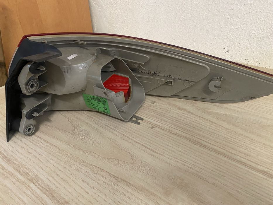 Farolim tras esq renault fluence