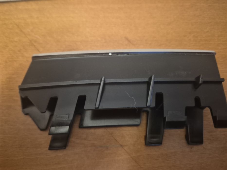 Oryginalny napis  4Motion VW Passat T5 / T5.1 – atrapa grill OEM