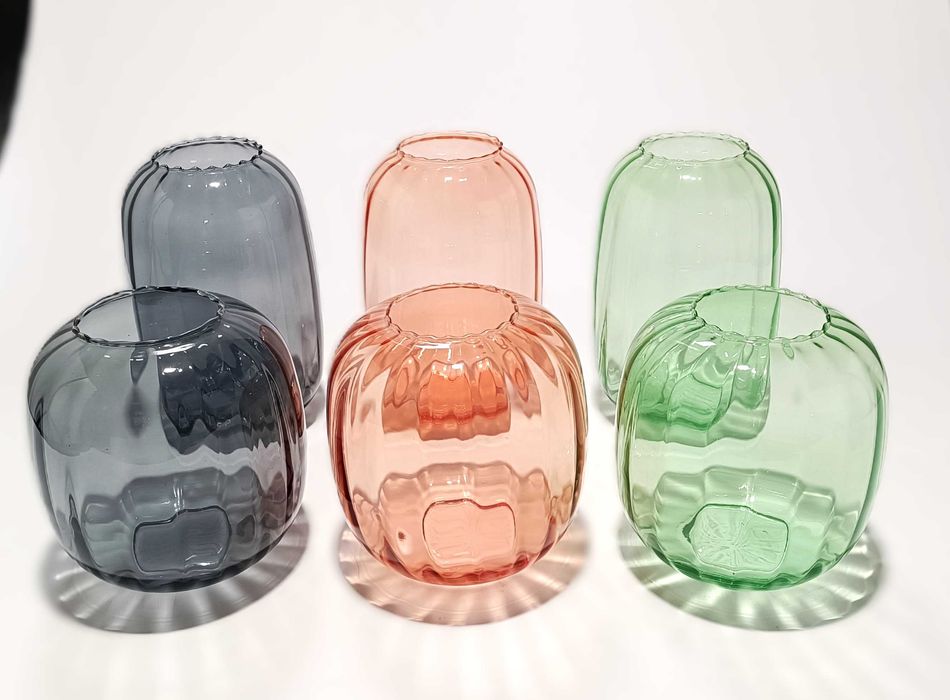 Jarras em vidro três cores