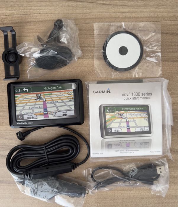 новый GPS навигатор Garmin nuvi 1390 (улучшенный 1300)