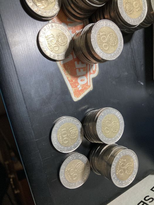 Moedas de 100 escudos