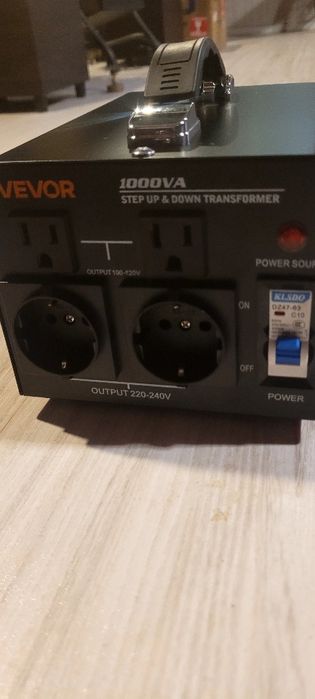 WEVOR transformator dwukierunkowy 110v/220v