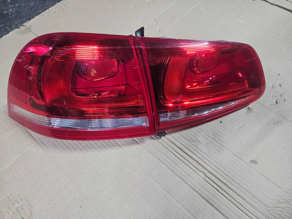 Lampa tylna lewa strona VW Touareg 7p