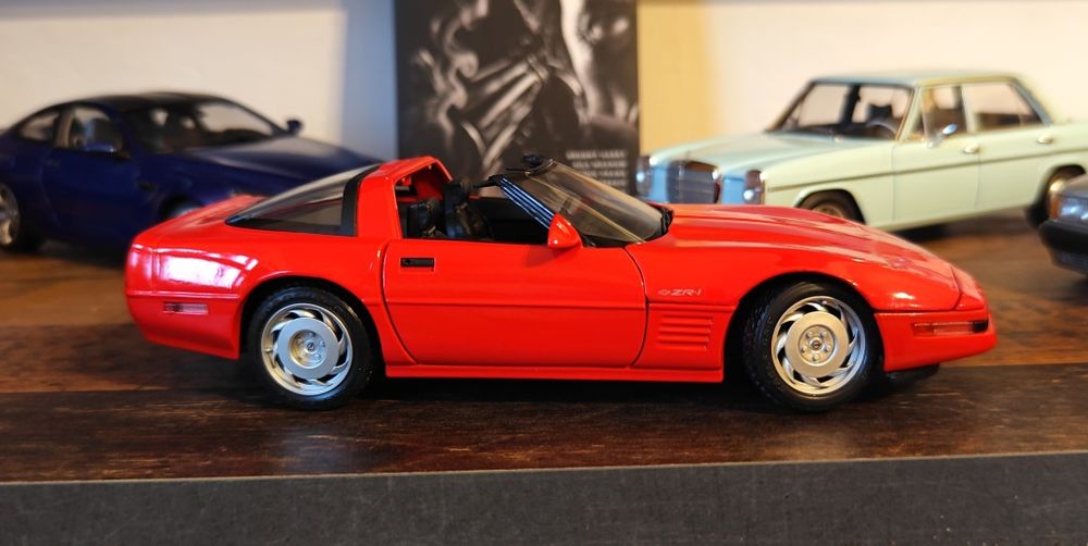 Maisto Corvette ZR-1