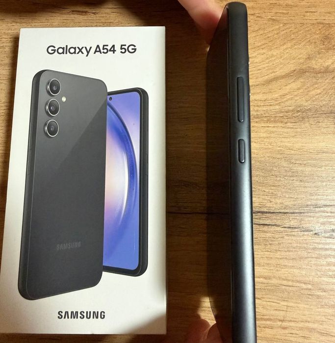Смартфон Samsung Galaxy A54
