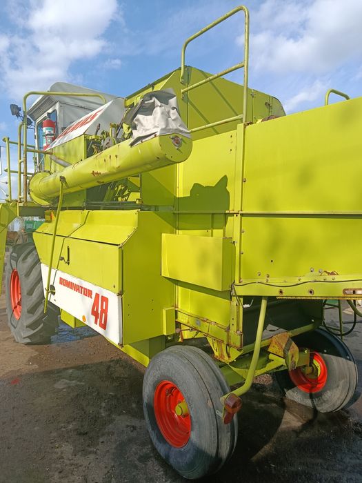Комбайн Class Dominator 48
