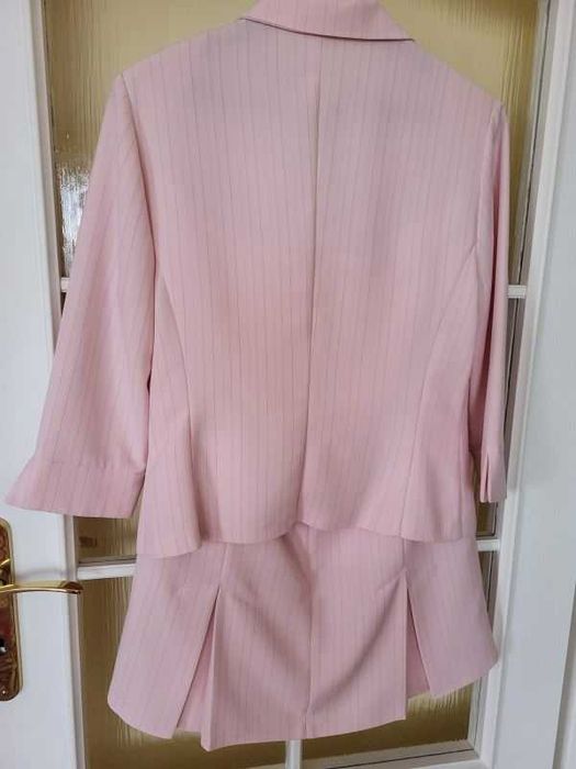 Letnia garsonka ze spódniczką - M