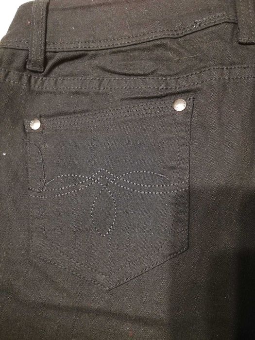 Spodnie damskie nowe czarne YES fason bootcut rozmiar 42